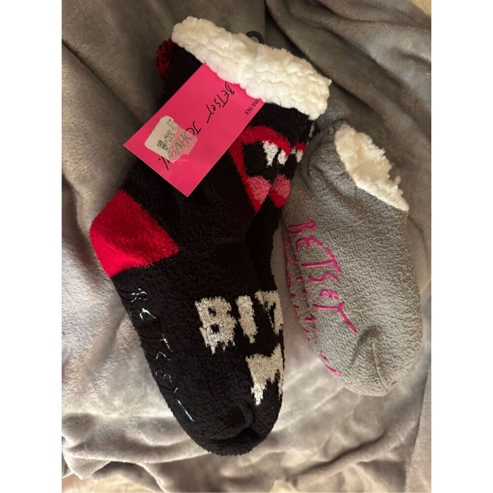 2x betsey johnson footie & calf cabin fur slipper socks nwt s/m or L/xl vampire